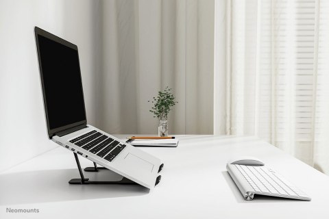 Neomounts NSLS085BLACK stojak na laptop Podstawka na notebooka Czarny 43,2 cm (17") Neomounts NSLS085BLACK stojak na laptop Podstawka na notebooka Czarny 43,2 cm (17")