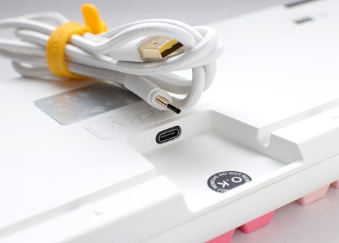Klawiatura gamingowa Ducky One 3 TKL Gaming USB QWERTY Angielski Różowy Klawiatura gamingowa Ducky One 3 TKL Gaming USB QWERTY Angielski Różowy