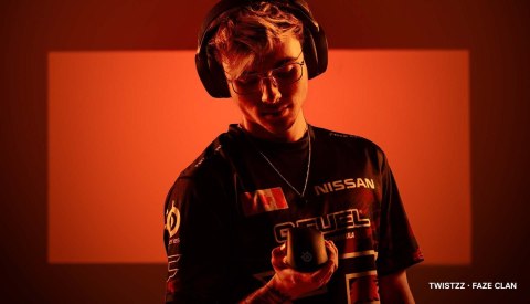 Steelseries Prime mini Wireless myszka Gaming Po prawej stronie RF Wireless Optyczny 18000 DPI Steelseries Prime mini Wireless myszka Gaming Po prawej stronie RF Wireless Optyczny 18000 DPI
