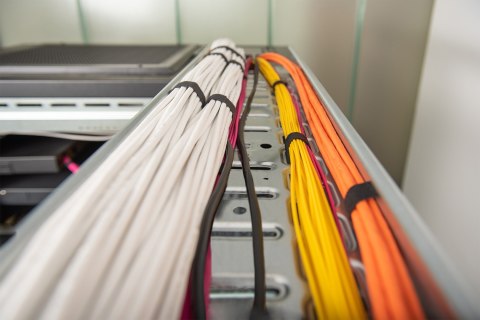 Digitus Kabel instalacyjny kat.5e, F/UTP, Eca, AWG 24/1, PVC, 305m, szary, karton Digitus Kabel instalacyjny kat.5e, F/UTP, Eca, AWG 24/1, PVC, 305m, szary, karton