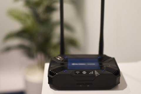 Router Wifi Teltonika TCR100 LTE Dual-Band dla użytkowników domowych Router Wifi Teltonika TCR100 LTE Dual-Band dla użytkowników domowych