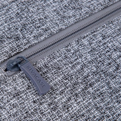 Etui na laptop 13,3" RIVACASE Anvik, jasny szare, z uchwytem, z materiału wodoodpornego, pluszowe wnętrze, tylna kieszeń na smar Etui na laptop 13,3" RIVACASE Anvik, jasny szare, z uchwytem, z materiału wodoodpornego, pluszowe wnętrze, tylna kieszeń na smar