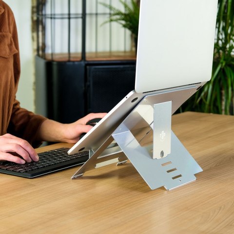 Podstawa R-Go Tools R-Go Laptopständer 10"-22" Max.5KG Riser verstellbar sidabrinis Podstawa R-Go Tools R-Go Laptopständer 10"-22" Max.5KG Riser verstellbar sidabrinis