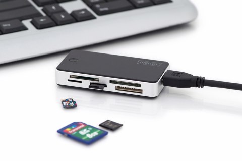 Czytnik kart 5-portowy USB 3.0 SuperSpeed(ALL-IN-ONE) czarno-srebrny Czytnik kart 5-portowy USB 3.0 SuperSpeed(ALL-IN-ONE) czarno-srebrny