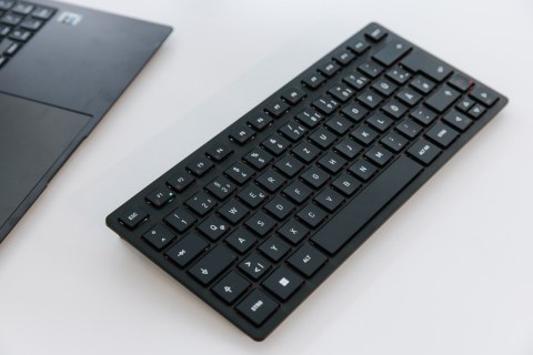 CHERRY KW 9200 MINI klawiatura Uniwersalne USB + RF Wireless + Bluetooth QWERTZ Niemiecki Czarny CHERRY KW 9200 MINI klawiatura Uniwersalne USB + RF Wireless + Bluetooth QWERTZ Niemiecki Czarny