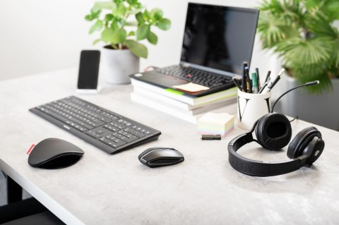 CHERRY GENTIX BT myszka Gaming Oburęczny Bluetooth Optyczny 2000 DPI CHERRY GENTIX BT myszka Gaming Oburęczny Bluetooth Optyczny 2000 DPI