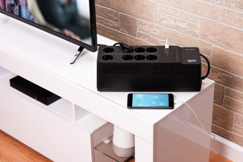 APC BACK-UPS 850VA 230V USB/TYPE-C AND A CHARGING PORTS APC BACK-UPS 850VA 230V USB/TYPE-C AND A CHARGING PORTS