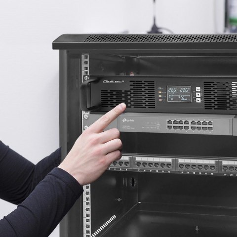 QOLTEC ZASILACZ AWARYJNY UPS DO RACK 1KVA | 1000W | POWER FACTOR 1.0 | LCD | EPO | USB | ON-LINE QOLTEC ZASILACZ AWARYJNY UPS DO RACK 1KVA | 1000W | POWER FACTOR 1.0 | LCD | EPO | USB | ON-LINE
