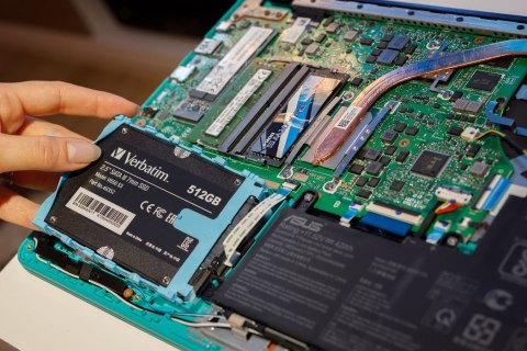 Dysk SSD Verbatim VI550 S3 49352 (512 GB ; 2.5"; SATA III) Dysk SSD Verbatim VI550 S3 49352 (512 GB ; 2.5"; SATA III)