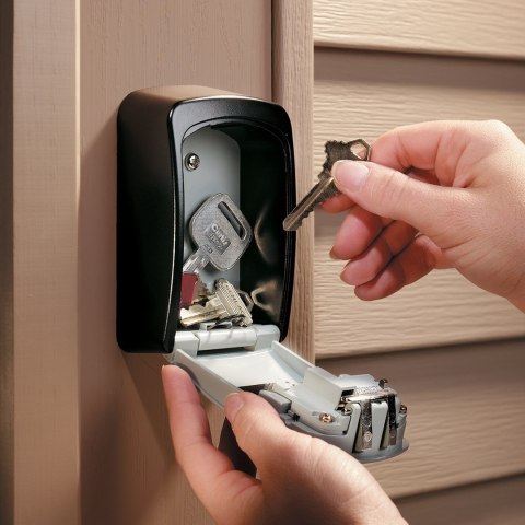 MASTER LOCK KASETKA NA KLUCZE Z ZAMKIEM SZYFROWYM 5401EURD MASTER LOCK KASETKA NA KLUCZE Z ZAMKIEM SZYFROWYM 5401EURD