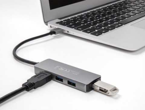 DeLOCK 4-portowy koncentrator USB 5 Gbps ze złączem USB Typu-A — z boku porty USB Typu-A