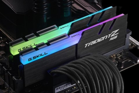 G.Skill Trident Z RGB (For AMD) F4-3600C18D-16GTZRX moduł pamięci 16 GB 2 x 8 GB DDR4 3600 Mhz G.Skill Trident Z RGB (For AMD) F4-3600C18D-16GTZRX moduł pamięci 16 GB 2 x 8 GB DDR4 3600 Mhz