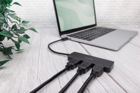 Hub/Koncentrator 3-portowy USB Typ C/3x HDMI 4K/60Hz HDR HDCP 2.2 MST Hub/Koncentrator 3-portowy USB Typ C/3x HDMI 4K/60Hz HDR HDCP 2.2 MST