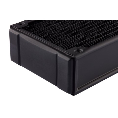Chłodnica systemu chłodzenia cieczą CORSAIR Hydro X Series XR7 240 Chłodnica systemu chłodzenia cieczą CORSAIR Hydro X Series XR7 240