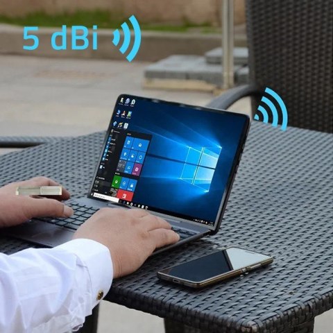 Qoltec 57044 Antena 4G LTE DUAL | 5dBi | dookólna | zewnętrzna