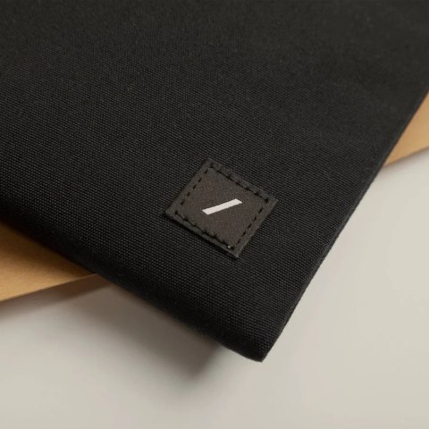 Native Union W.F.A Sleeve - etui ochronne do Macbook 14" (slate green)