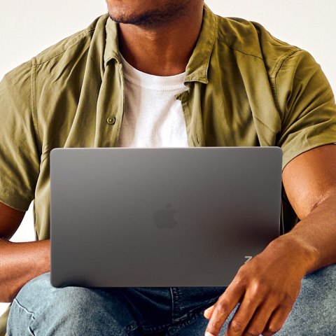 ZAGG Hardshell - obudowa ochronna do MacBook Pro 16" M1 / M2 / M3 / M4 (smoke)
