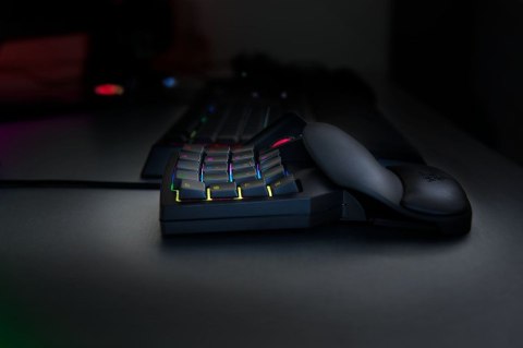 Razer Mecha-Membrane Gaming Keypad Tartarus V2