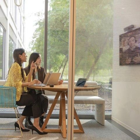 POLY Kamera z głośnikiem soundbar Studio R30 USB