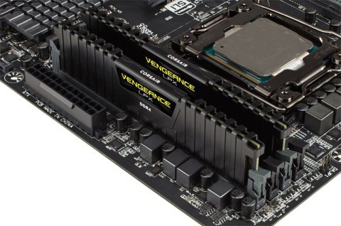 Corsair Vengeance LPX, 32GB moduł pamięci 4 x 8 GB DDR4 2666 Mhz