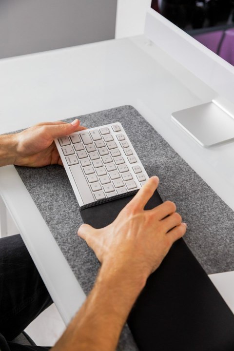 Klawiatura CHERRY TAS KW 7100 MINI BT dla Mac, Bezprzewodowa, DE-Layout, biały