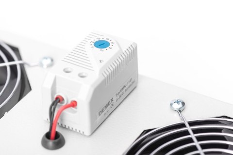 Panel wentylacyjny DIGITUS do szaf 19" wiszących, 2 x wentylator, termostat, szary