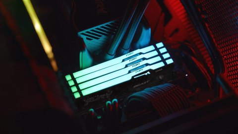 Kingston Technology FURY Beast RGB moduł pamięci 16 GB 1 x 16 GB DDR5 5200 MT/s