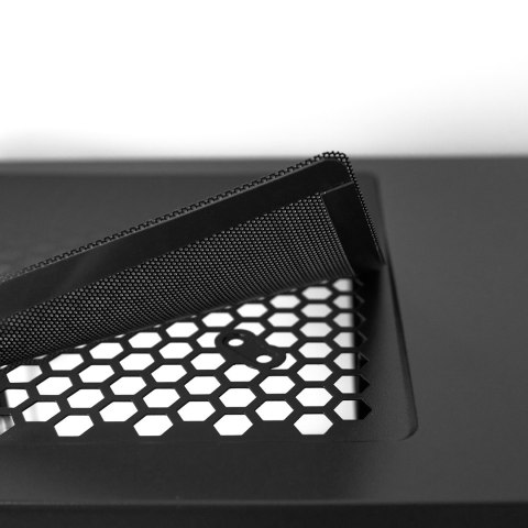 Chieftec CI-02B-OP zabezpieczenia & uchwyty komputerów Sześcian Czarny