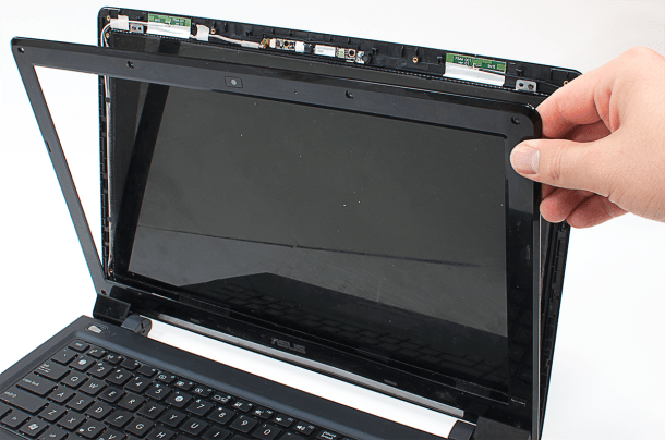 Wymiana ekranu w laptopie Siemiatycze